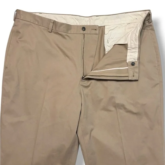 BROOKS BROTHERS Advantage Chinos Clark Fit in British Tan 44 x 29”